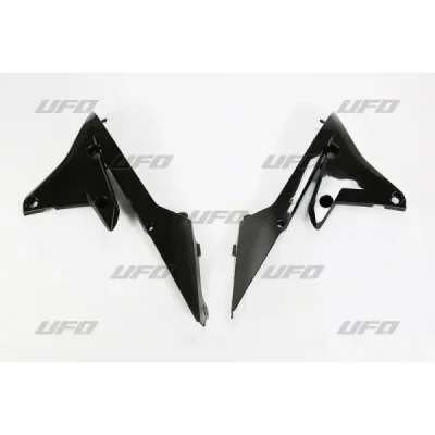 Osłony chłodnicy UFO Yamaha YZF 250 14-18 YZF 450 14-17 WRF 250 15-19 WRF 450 16-18 czarne (YA04838001) Osłony chłodnicy UFO Yamaha YZF 250 14-18 YZF 450 14-17 WRF 250 15-19 WRF 450 16-18 czarne (YA04838001)