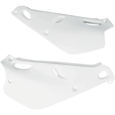 Komplet plastikowych osłon bocznych tylnych UFO białe (YA02876046)