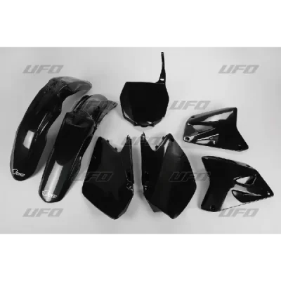 Komplet plastików UFO Suzuki RM 125-250 06-17 czarny (SUKIT406001) Komplet plastików UFO Suzuki RM 125-250 06-17 czarny (SUKIT406001)