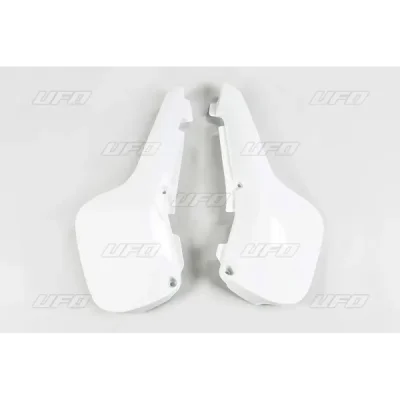 Komplet plastikowych osłon bocznych tylnych UFO Suzuki RM 60 03-04 białe (SU03923041) Komplet plastikowych osłon bocznych tylnych UFO Suzuki RM 60 03-04 białe (SU03923041)