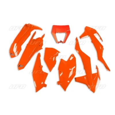 Komplet plastików UFO KTM EXC EXC-F 17-19 z osłoną lampy pomarańczowy Fluo (KTKIT523FFLU)
