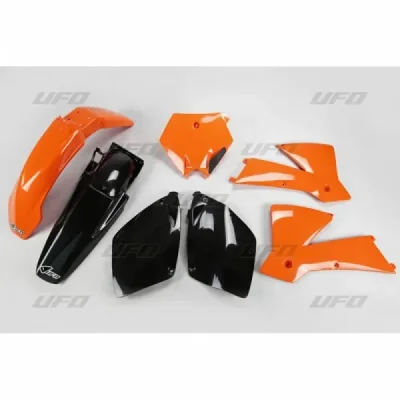 Komplet plastików UFO KTM SX 125 250 400 2000 OEM (KTKIT501B999) Komplet plastików UFO KTM SX 125 250 400 2000 OEM (KTKIT501B999)