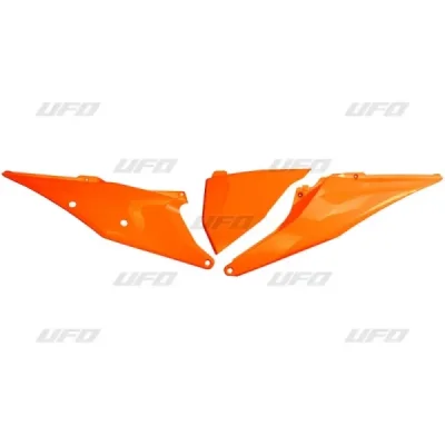 Komplet plastikowych osłon bocznych tylnych UFO KTM SX SXF 19-20 z pokrywą filtra pomarańczowe (KT04093127) Komplet plastikowych osłon bocznych tylnych UFO KTM SX SXF 19-20 z pokrywą filtra pomarańczowe (KT04093127)