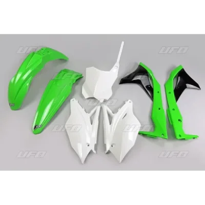 Komplet plastików UFO zielony czarny biały Kawasaki KXF 250 - KA224999 Komplet plastików UFO zielony czarny biały Kawasaki KXF 250 - KA224999