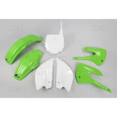 Komplet plastików UFO Kawasaki KX 85 01-13 zielony biały (KAKIT207999) Komplet plastików UFO Kawasaki KX 85 01-13 zielony biały (KAKIT207999)