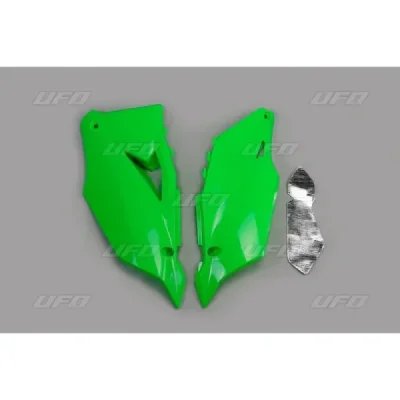 Komplet plastikowych osłon bocznych tylnych UFO Kawasaki KXF 450 19 zielone Fluo (KA04752AFLU)