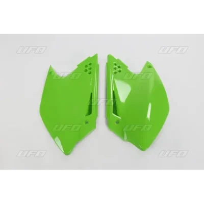 Komplet plastikowych osłon bocznych tylnych UFO Kawasaki KXF 250 06-08 zielone (KA03768026)