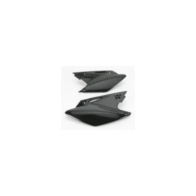 Komplet plastikowych osłon bocznych tylnych UFO Kawasaki KXF 250 06-08 czarne (KA03768001)