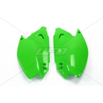 Komplet plastikowych osłon bocznych tylnych UFO Kawasaki KX 125 250 03-17 zielone (KA03739026)