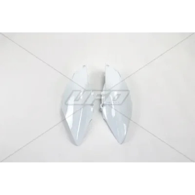 Komplet plastikowych osłon bocznych tylnych UFO Honda CRF 250R 14-17 CRF 450R 13-16 białe (HO04659041) Komplet plastikowych osłon bocznych tylnych UFO Honda CRF 250R 14-17 CRF 450R 13-16 białe (HO04659041)