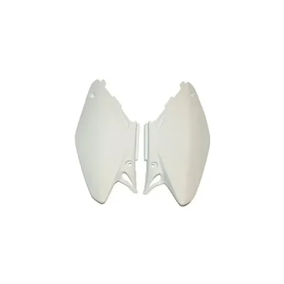 Komplet plastikowych osłon bocznych tylnych UFO Honda CR 125 250 02-07 białe (HO03658041)