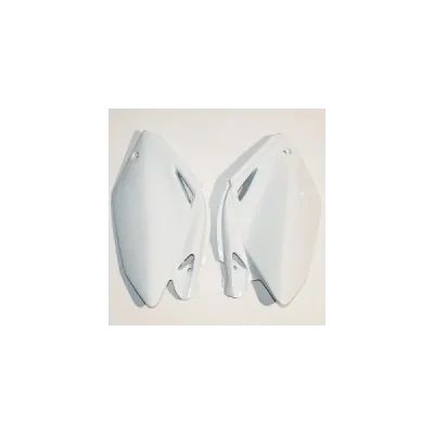 Komplet plastikowych osłon bocznych tylnych UFO Honda CRF 250R 04-05 białe (HO03635041)