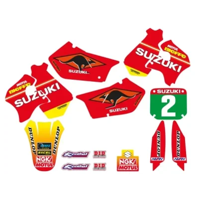 Komplet naklejek i poszycia na siedzenie Suzuki RM 125/250 '96-'98 czarny Replica Team Suzuki '98 - TECNOSEL Komplet naklejek i poszycia na siedzenie Suzuki RM 125/250 '96-'98 czarny Replica Team Suzuki '98 - TECNOSEL