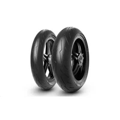 Opona Pirelli Diablo Rosso 4 110/70R17 54H Przód TL DOT 51/2023 Opona Pirelli Diablo Rosso 4 110/70R17 54H Przód TL DOT 51/2023
