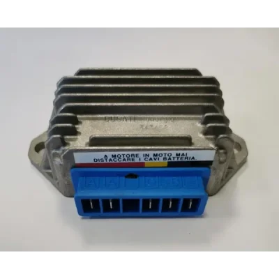 Ducati Energia Regulator Napięcia Piaggio Gilera / Quartz / Sfera 50 Cm3 Na 5 Pinów