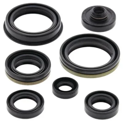 Komplet uszczelniaczy silnika Winderosa Suzuki RM 125 04-08 (822266) Komplet uszczelniaczy silnika Winderosa Suzuki RM 125 04-08 (822266)