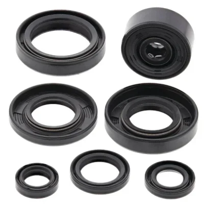 Komplet uszczelniaczy silnika Winderosa Yamaha YZ 80 93-01 (822113) Komplet uszczelniaczy silnika Winderosa Yamaha YZ 80 93-01 (822113)