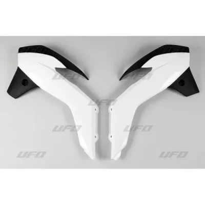 Osłony chłodnicy UFO KTM SX 13-17 OEM 17 białe czarne (KT04042999K) Osłony chłodnicy UFO KTM SX 13-17 OEM 17 białe czarne (KT04042999K)