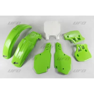 UFO KOMPLET PLASTIKÓW KAWASAKI KX 500 '93-'95 OEM (ZIELONY/BIAŁY) (KA187E999) UFO KOMPLET PLASTIKÓW KAWASAKI KX 500 '93-'95 OEM (ZIELONY/BIAŁY) (KA187E999)